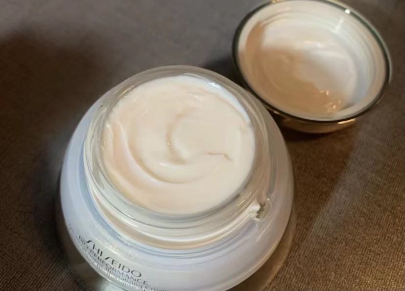 女人过了30岁必须扔掉四样东西,女人过了35岁要丢掉四样东西