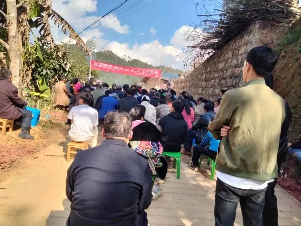 四维度打造“扫盲式”普法“硬品牌”