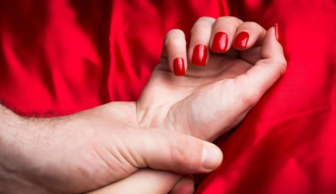 “别杀我,你想干什么都行”,云南男子强奸嫂子出狱后,当街报复