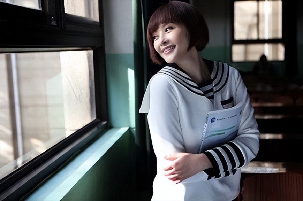 从纯情女星到吸毒、自杀、当小三，萧淑慎是如何被“毁”的？