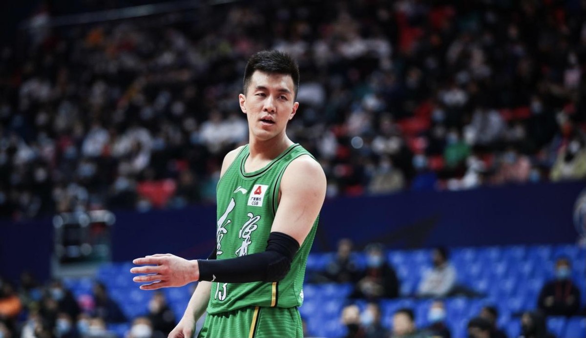 篮球痴汉,郭艾伦痴迷南斯拉夫步