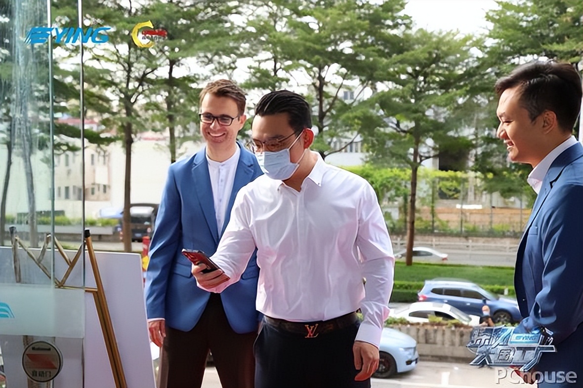 鹰卫浴《探秘大国工厂》以硬核实力诠释中国智造