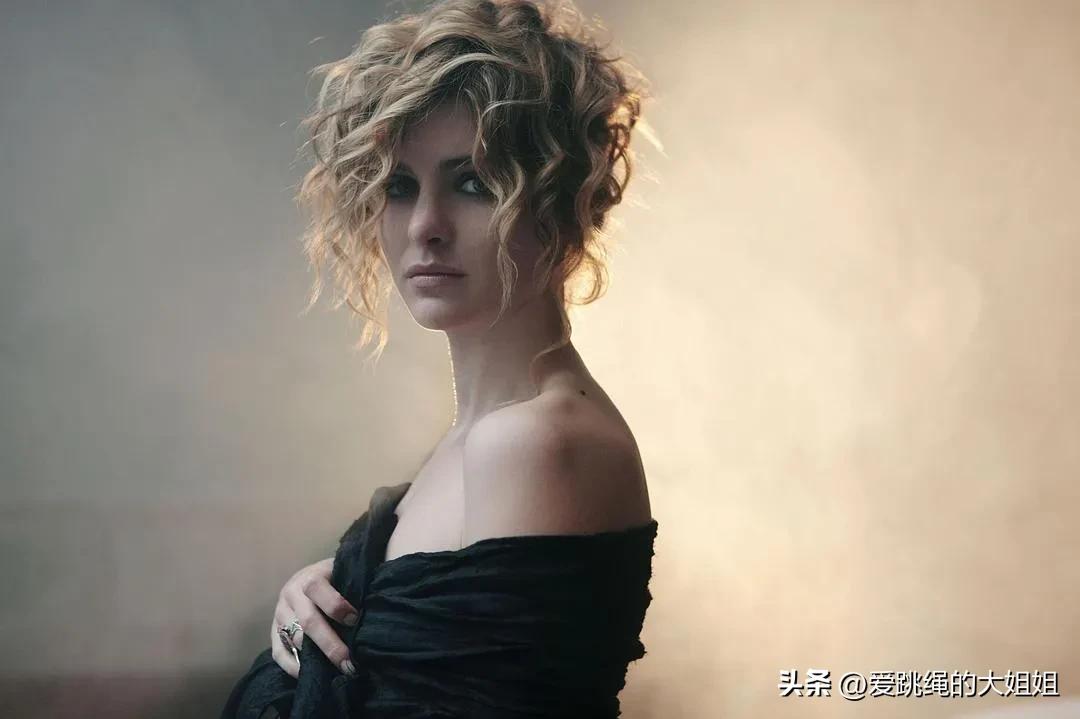 维多利亚普契尼意大利,安娜卡列尼娜维多利亚普契尼