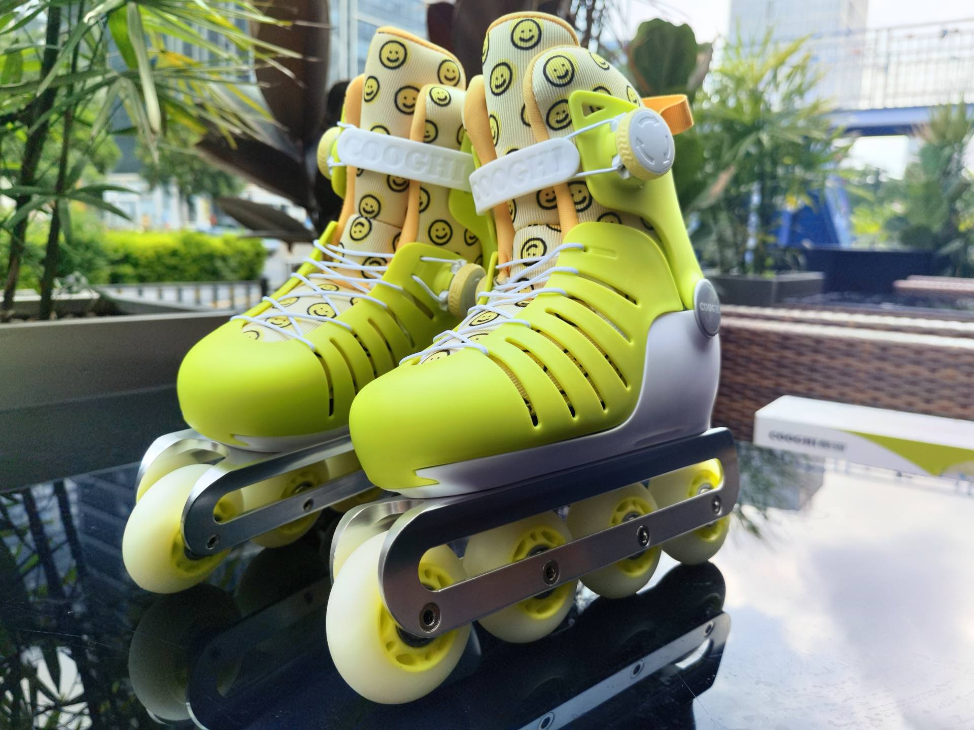 酷骑轮滑鞋是专业轮滑吗,轮滑初学儿童版轮滑鞋