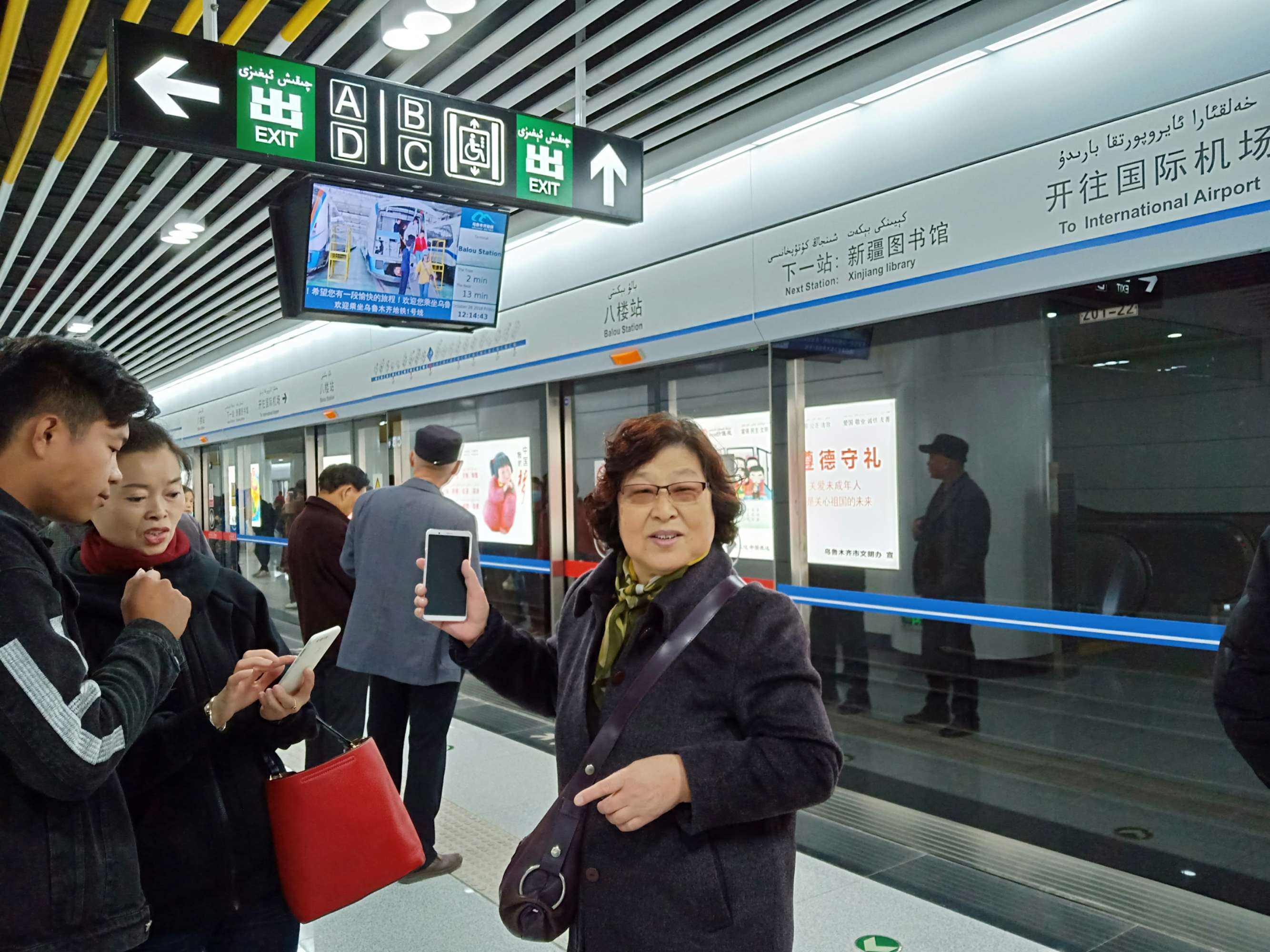 东海航母三胎，南疆铁路成环，中国这盘大棋可不简单