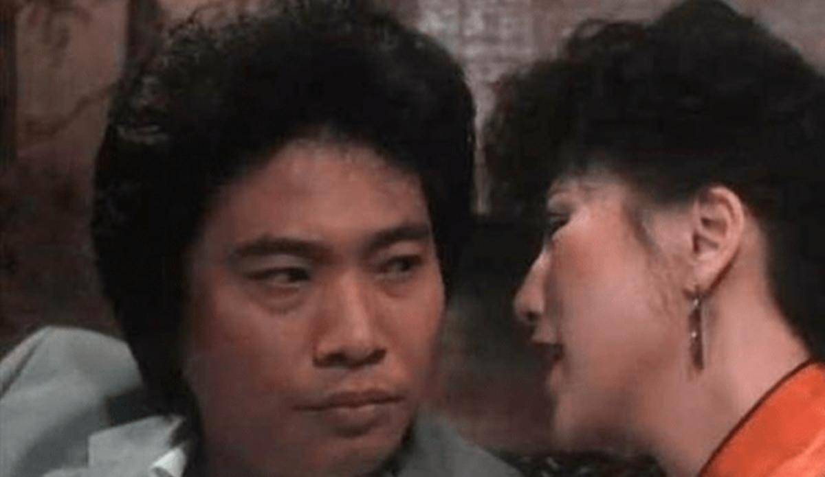 吴孟达黄金配角无奈哭的片段,吴孟达黄金右脚被打断