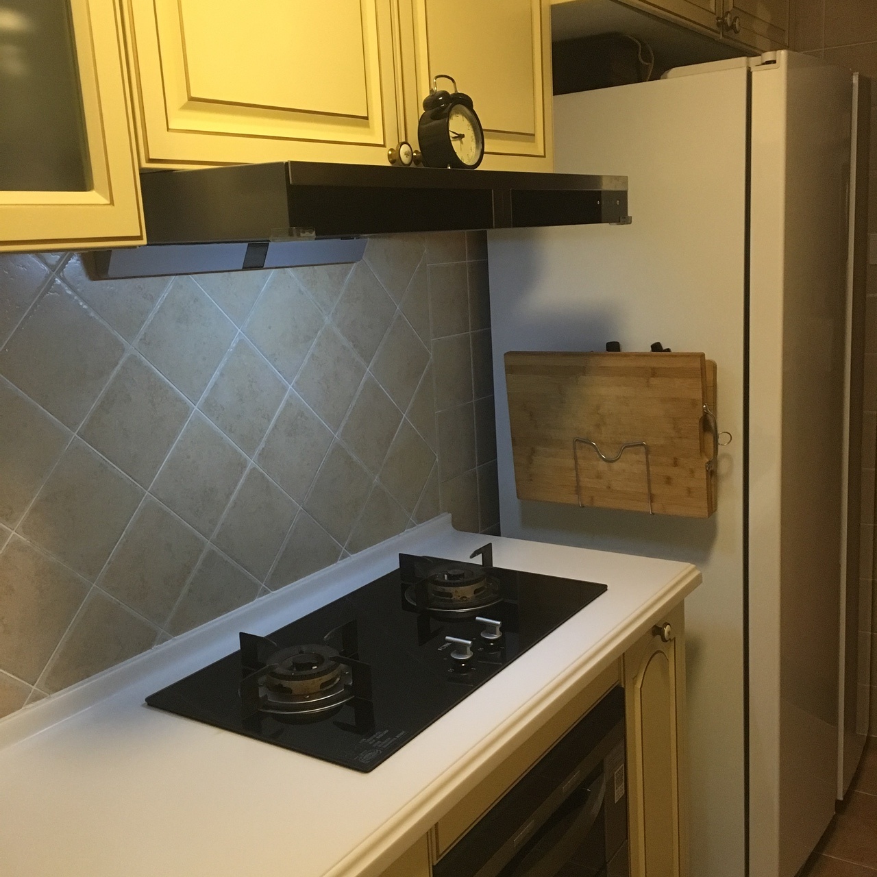 食用碱当盐放了会有事吗,食用碱和盐混合在一起