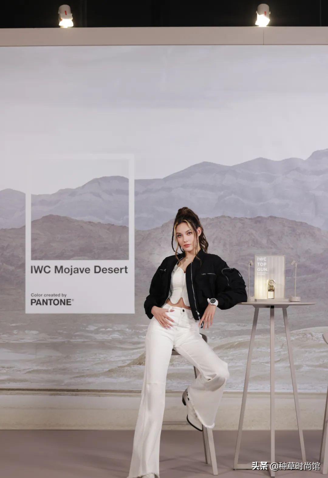 八字刘海怎么打理才不会显头秃,12岁圆脸头秃长发适合剪什么刘海