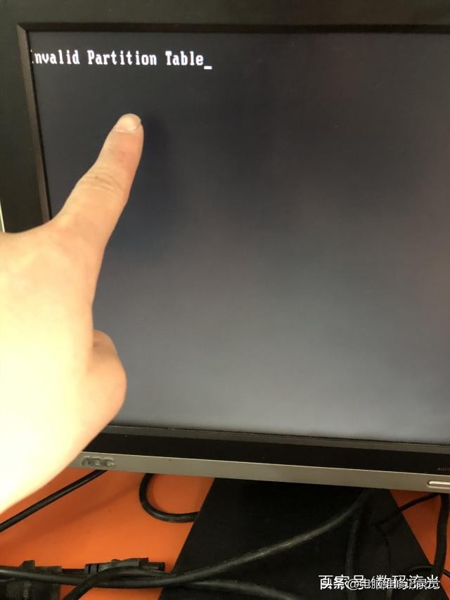 电脑黑屏0xc0000034错误怎么处理,电脑黑屏checkingfilesystem