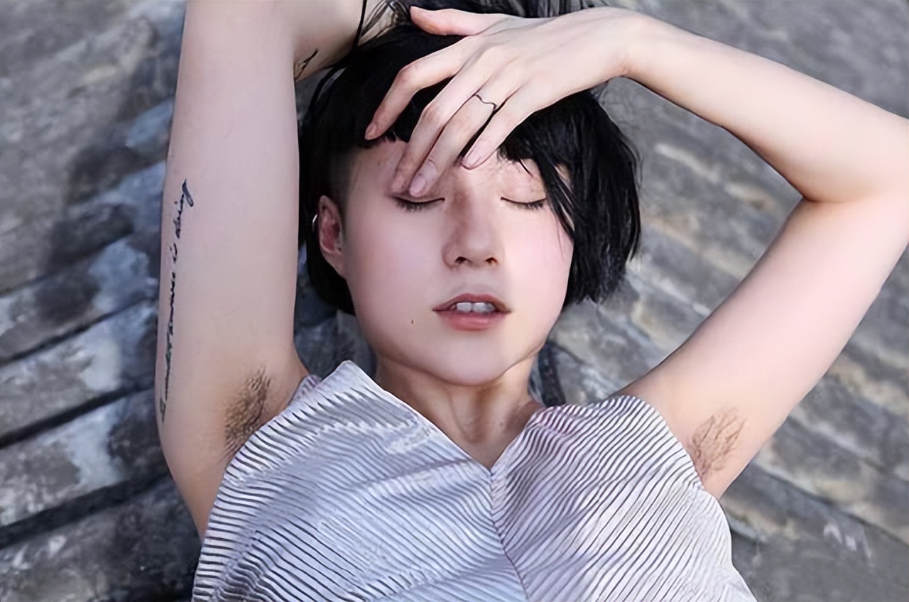 人的体毛旺盛是因为什么,为什么人的体毛多