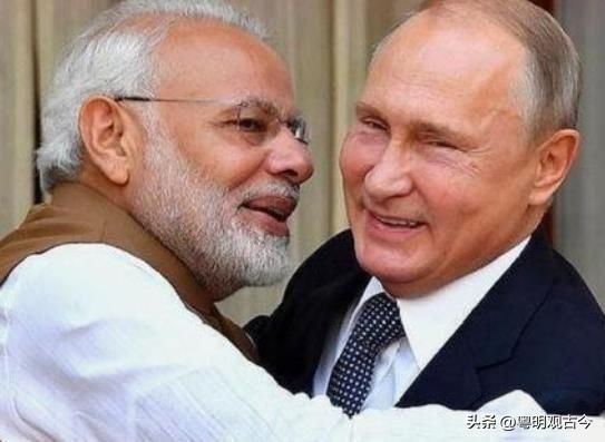 一架飞机花12亿美元，被外国轮着坑，印度是如何成为*火军**韭菜的？