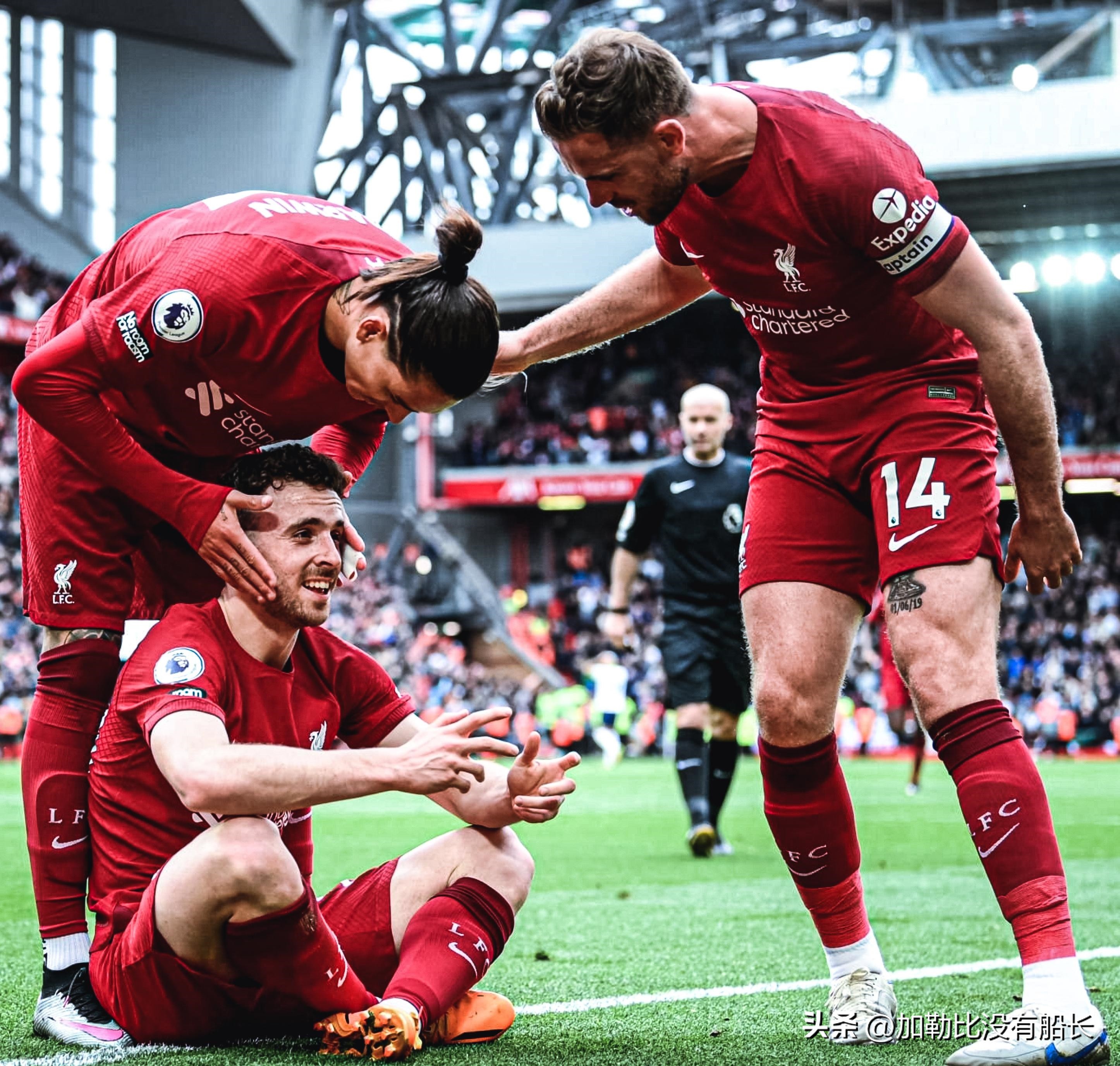 热刺惨遭富勒姆零封,热刺2比1绝杀9人利物浦