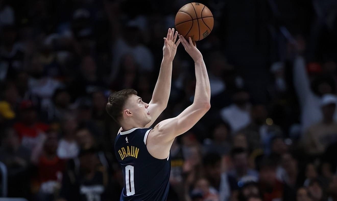 丹佛奇兵！1年级菜鸟1技能让约老师拍手称赞有他掘金有戏了