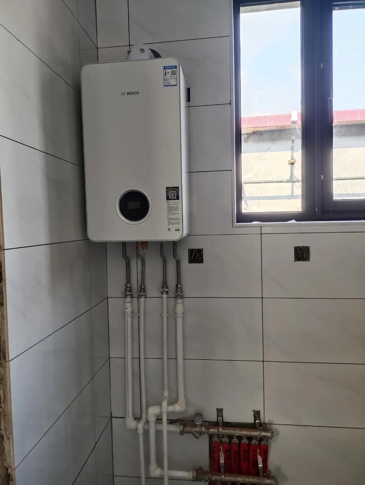 燃气壁挂炉和热水器区别在哪,壁挂炉跟燃气热水器区别在哪