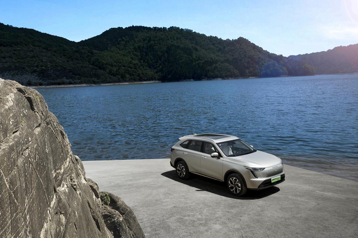 哈弗插电混动枭龙max最新优惠,哈弗枭龙max对比宋plusdm-i哪个好