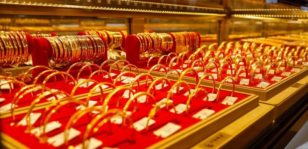 足金古法5d传承手镯可以买吗,5d硬金手镯有什么区别