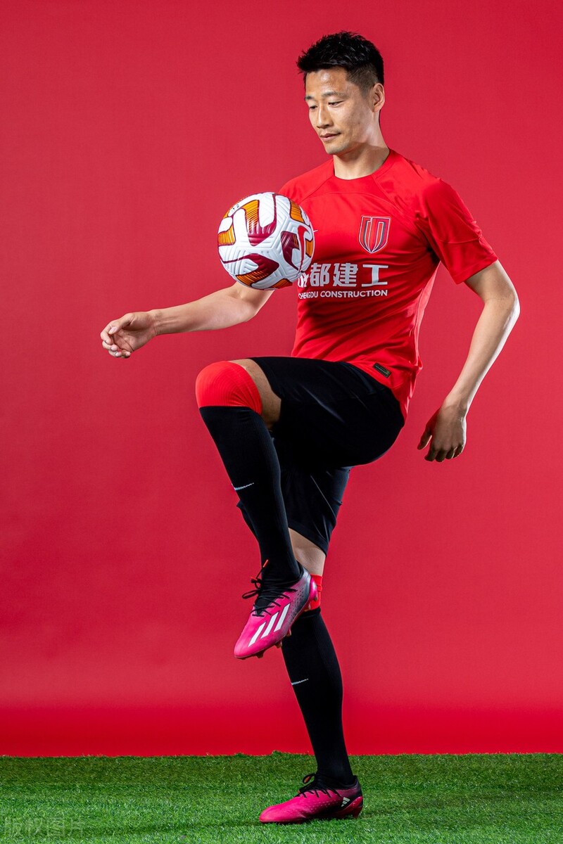 成都蓉城艾克森图片,成都蓉城写真