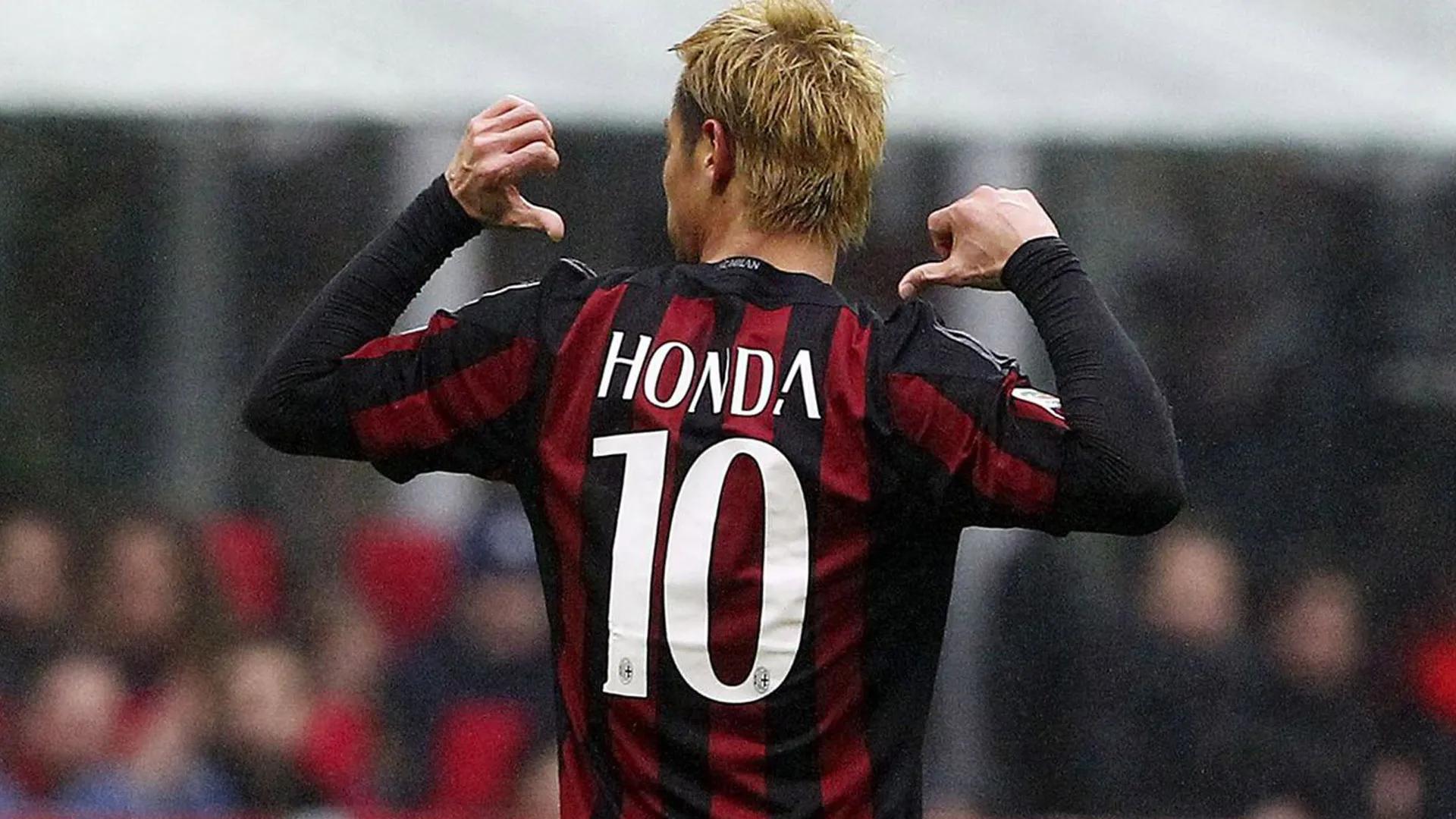 日本赢了国足反应,中国足球日本逆转德国后反思