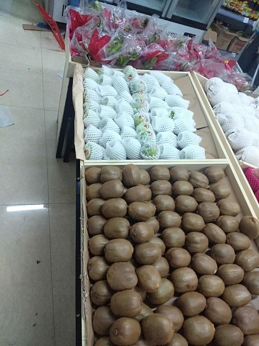 标准餐饮商铺租赁合同的范本,对承租方有利的商铺租赁合同