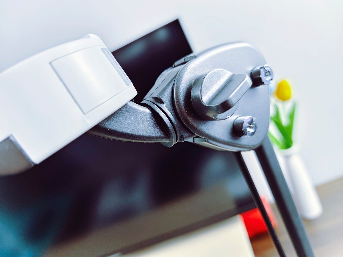 爱德华护眼灯靠谱吗,爱德华护眼灯真的可以保护视力吗