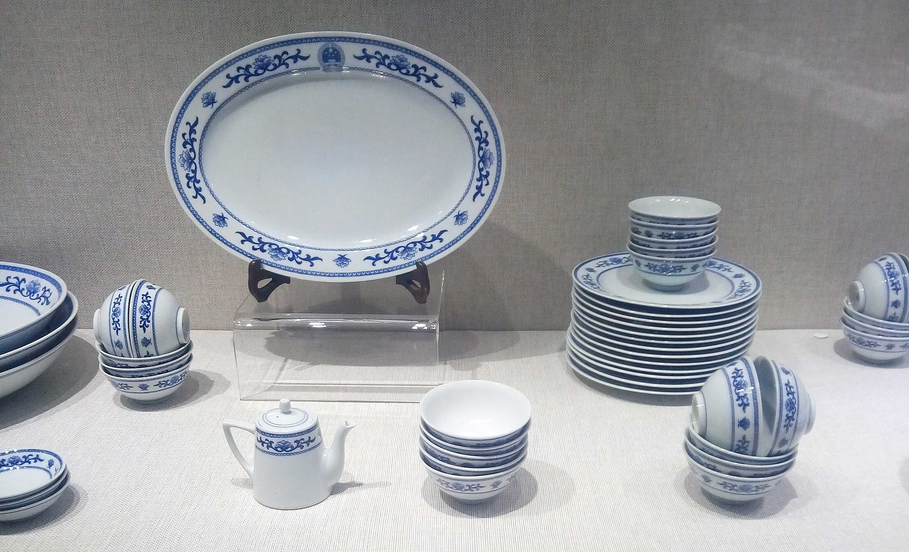 谈景德镇十大瓷厂瓷器收藏,70年代景德镇制瓷真实影像