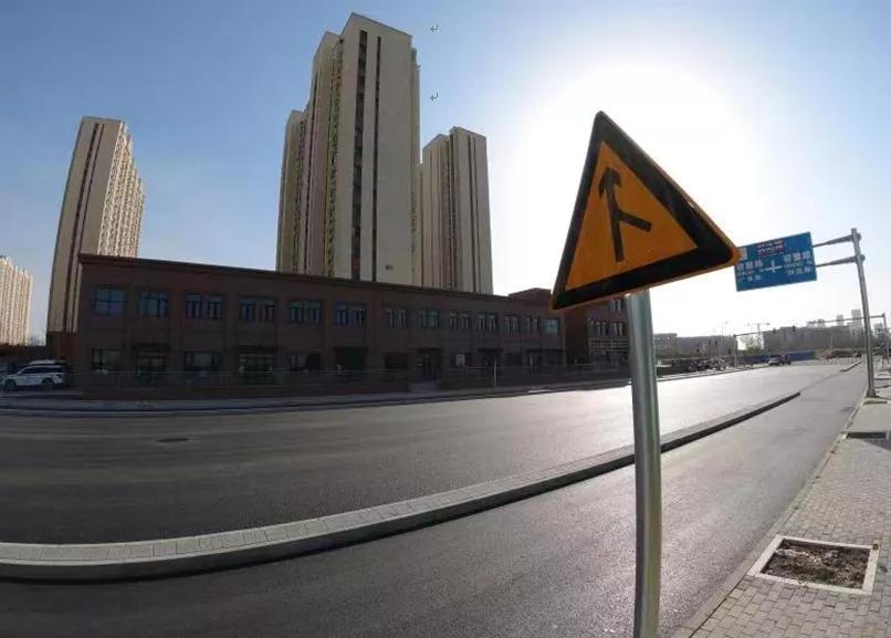 紧邻保障房，朝阳这条道路主体工程完工
