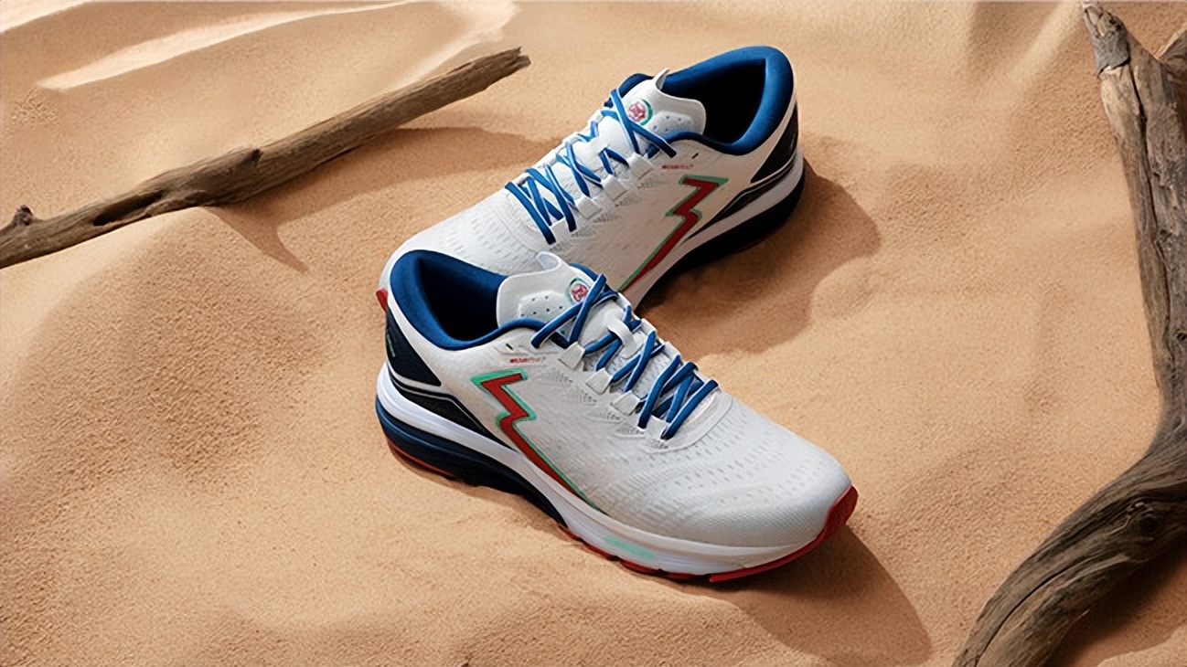 慢跑5公里最适合的跑鞋,每天慢跑5公里算高强度