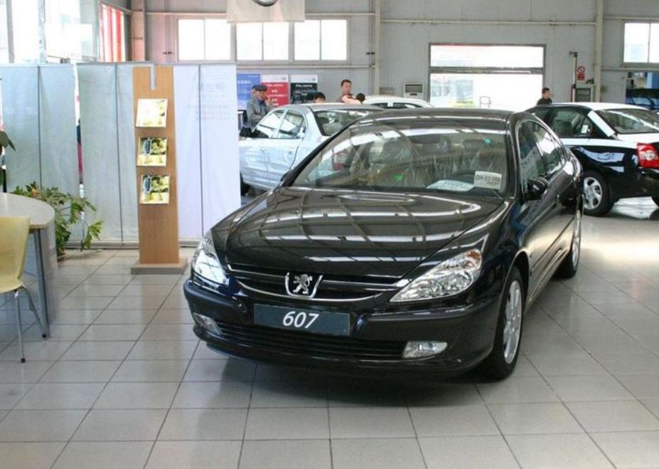 标致607加长版,第一代标致607轿车