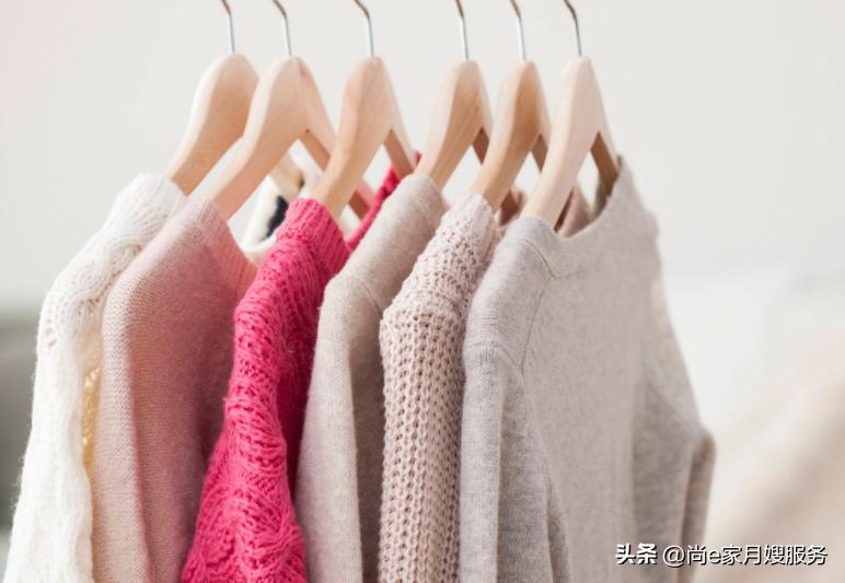 衣物久放变黄怎么办,衣物久了掉色怎么恢复