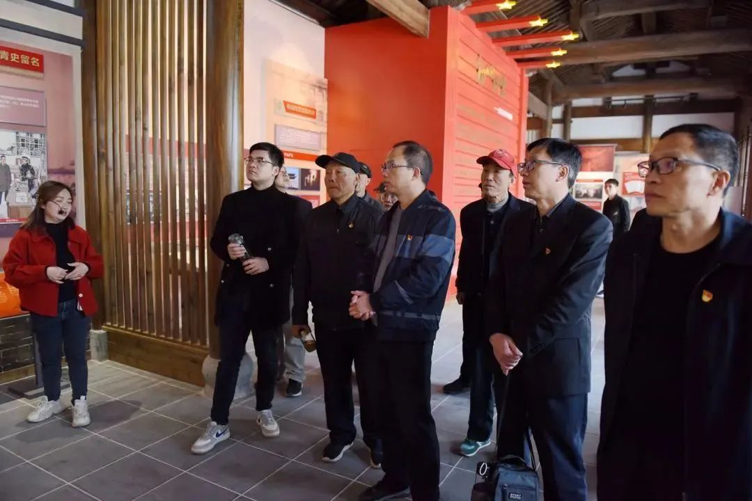 清明缅怀革命先烈赓续红色基因,清明缅怀革命先烈传承红色记忆