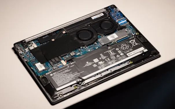 PS、卖衣服、教舞蹈......这届大学生为了搞副业能有多拼？