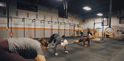 波比跳初学者每天多少个合适,经常做波比跳的好处