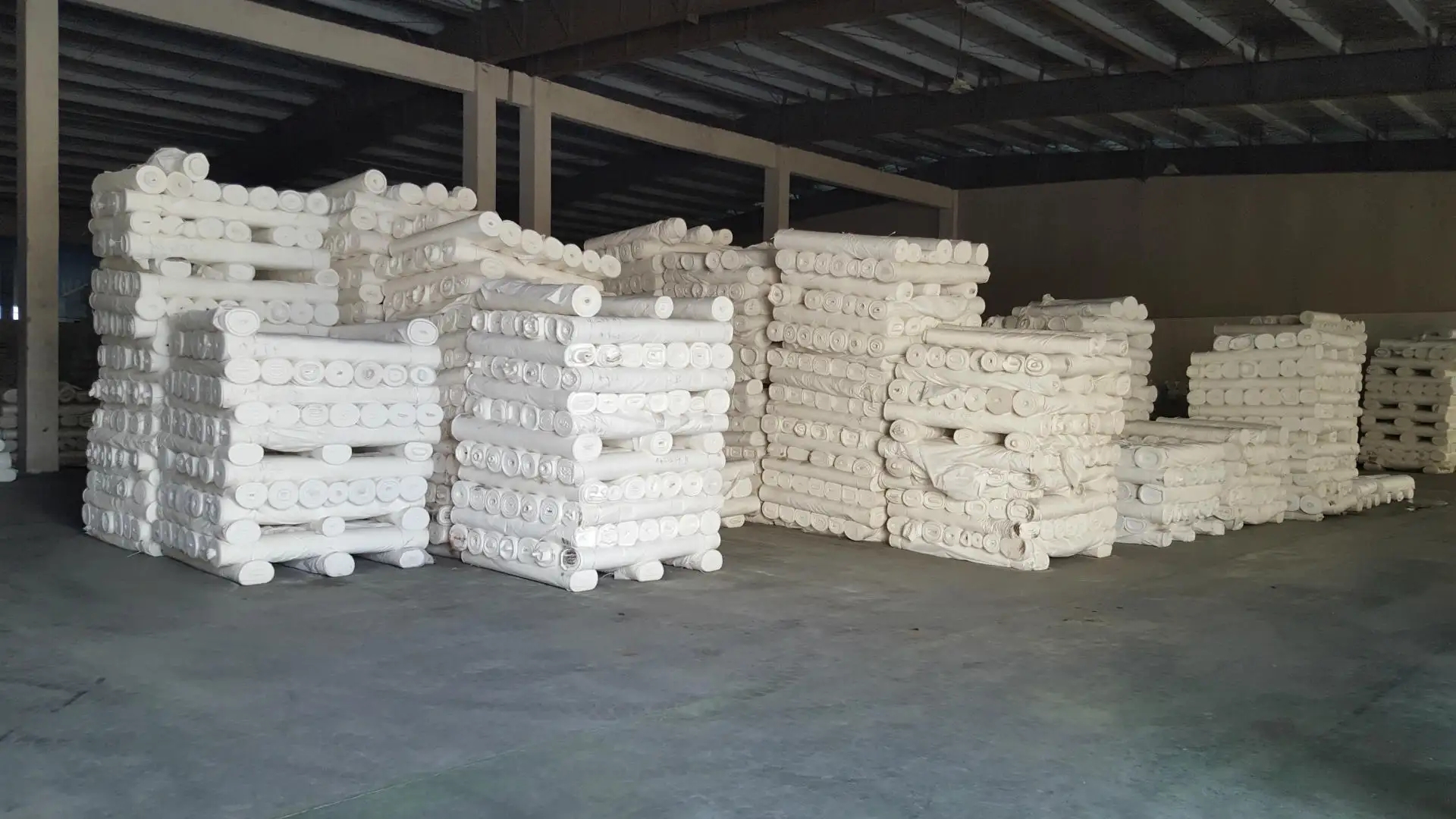 新买的衣服为什么有股味,新买的衣服有股臭味是什么原因