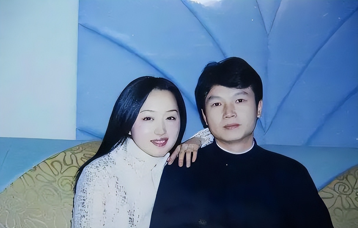 分手的26年后，赖文峰出狱乡下结婚度日，杨钰莹的选择令人心疼