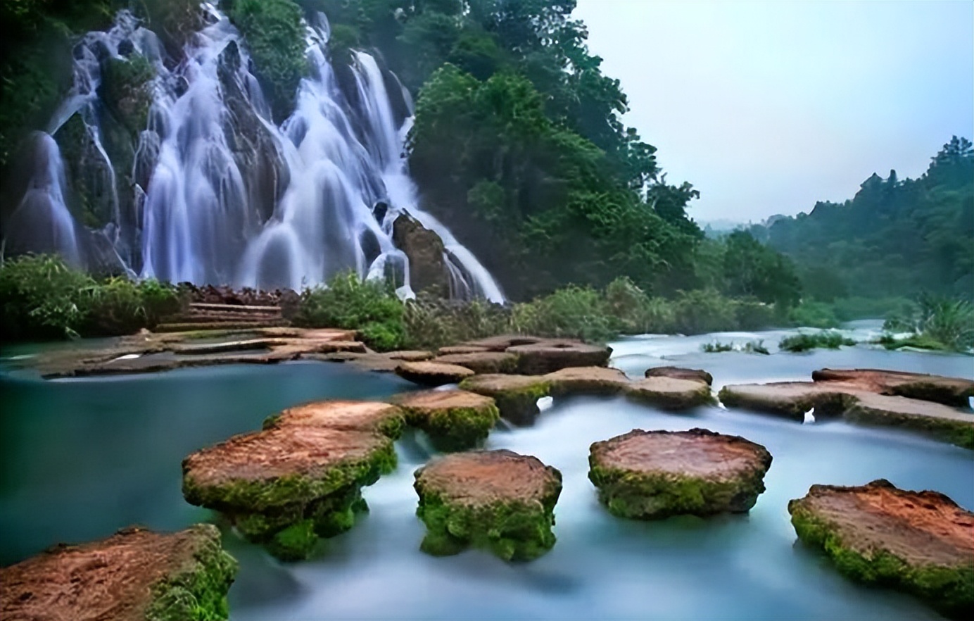 此生必打卡的最美十二县城,中国最令人向往的10个旅游小城市