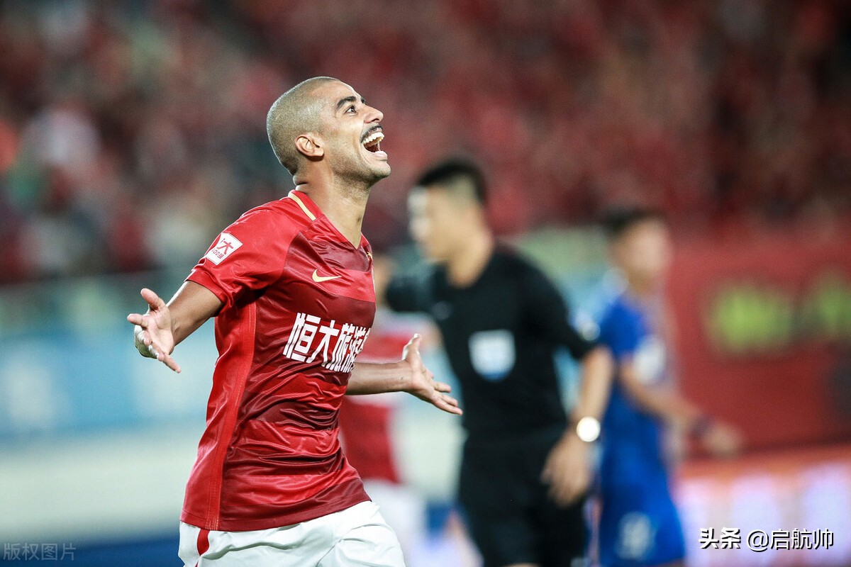 白努力？广州队首胜后再次跌落保级区，阿兰回老家留洋踢桑巴足球