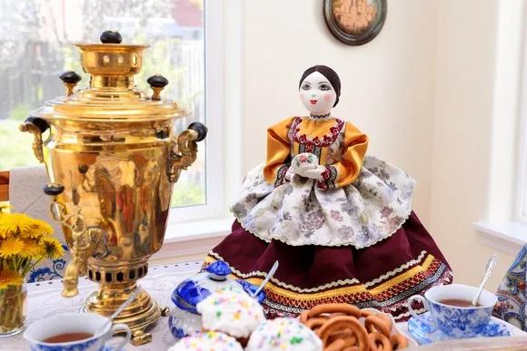 如何在家里举办传统的俄罗斯茶话会，俄罗斯人来这么喝茶