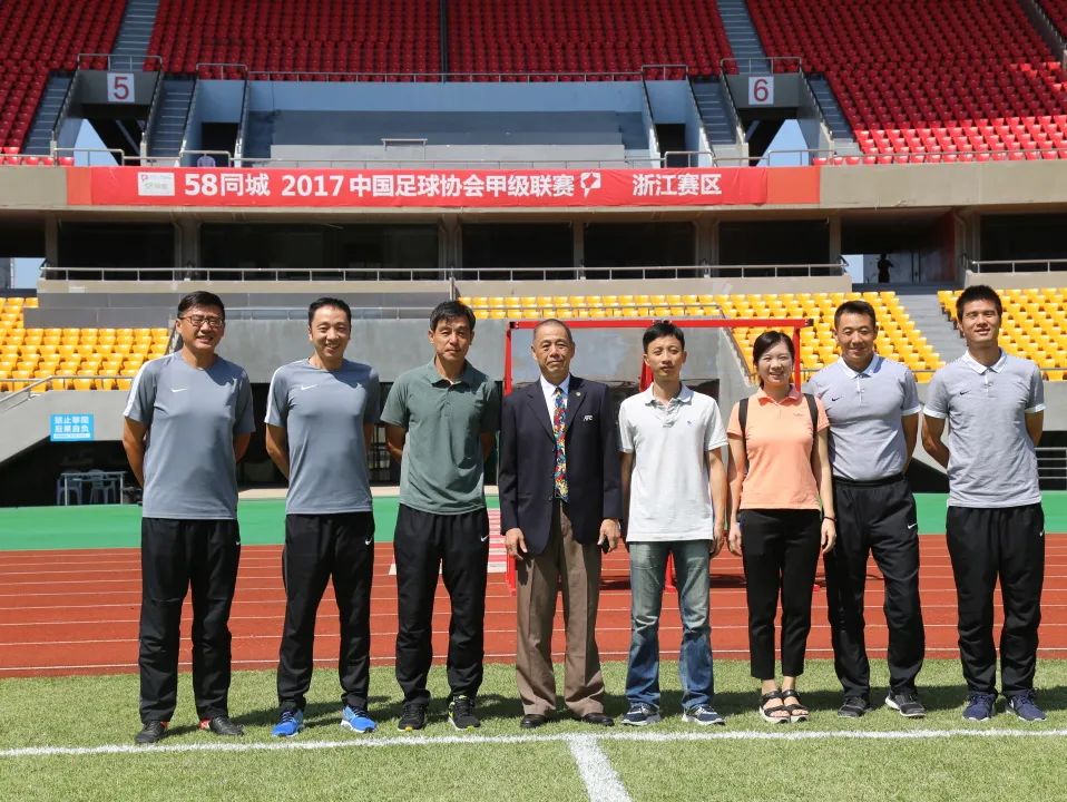 星光不负追梦人下一句,星光不负追梦人全文