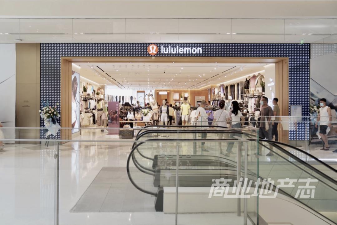 为了提升观察海口万象城的本地化视角,我在海口住了一整周