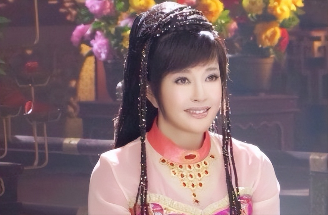 明星下颚骨整容后遗症,脸像鞋拔子怎么改善