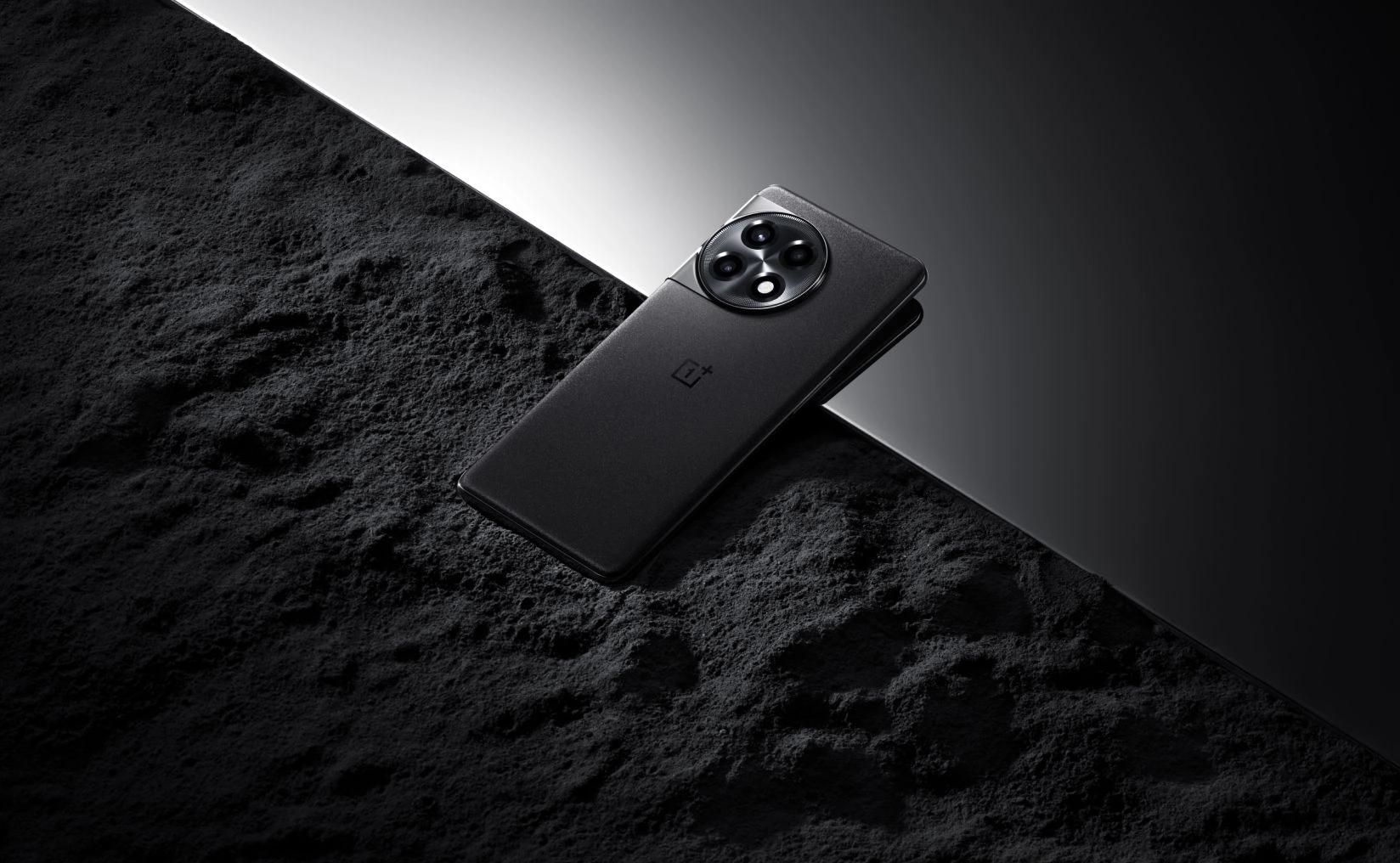 两千左右性价比高的手机红米k60,红米k60和iqooneo8和一加ace2怎么选