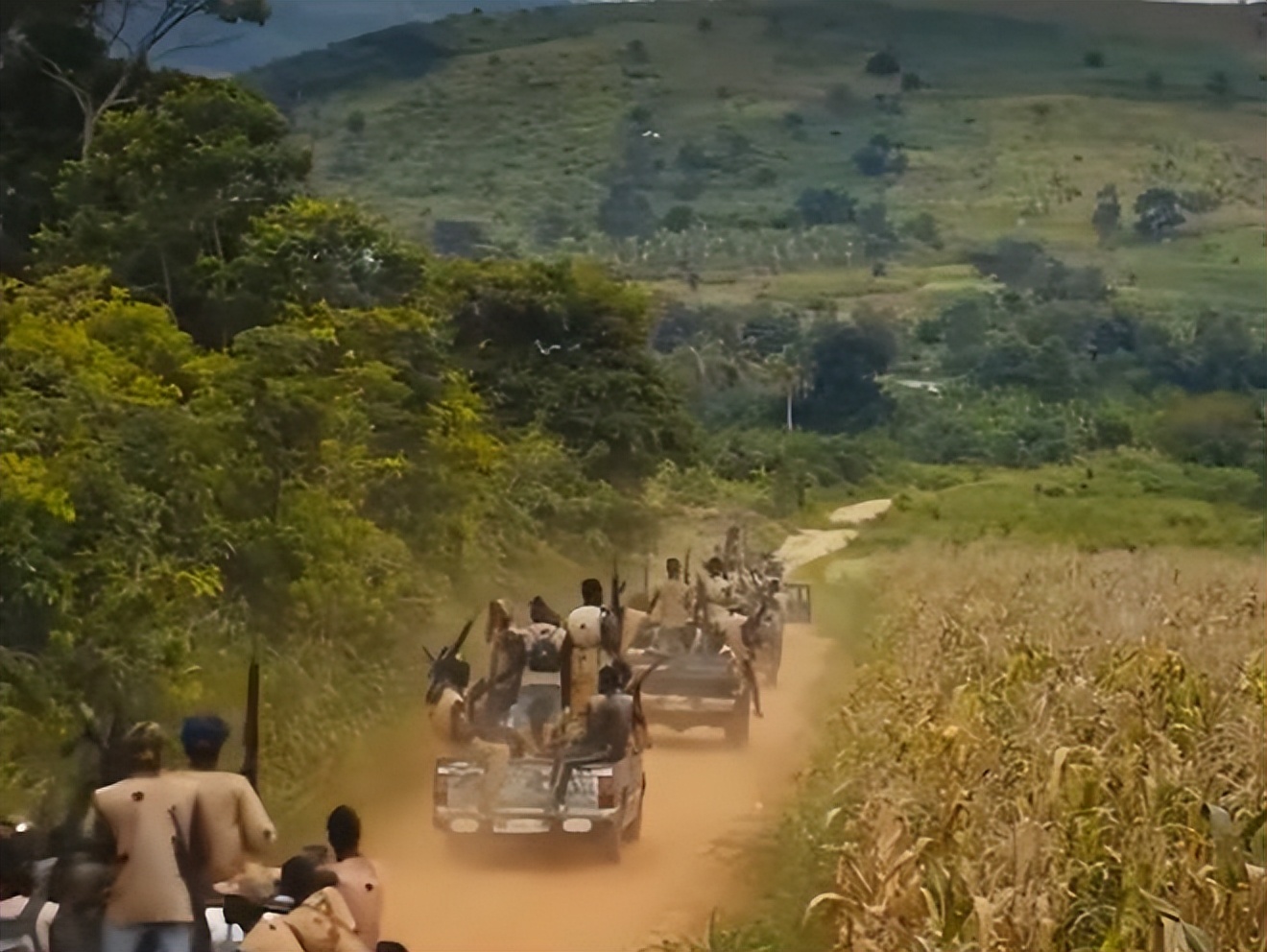 国际钻石协会公布一颗重达111.11克的黑钻石！却被拍出这样的天价