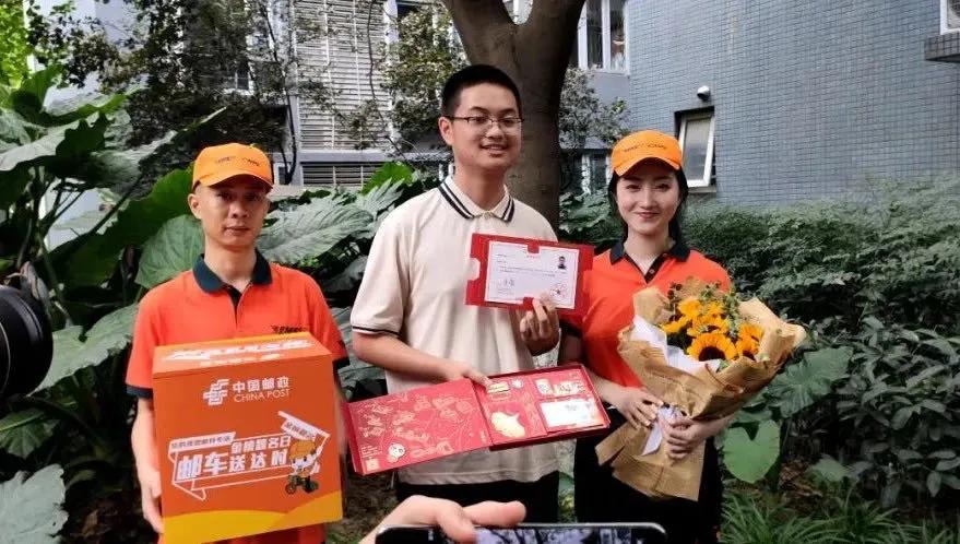 教育温暖的瞬间,一分钟看懂成都教育