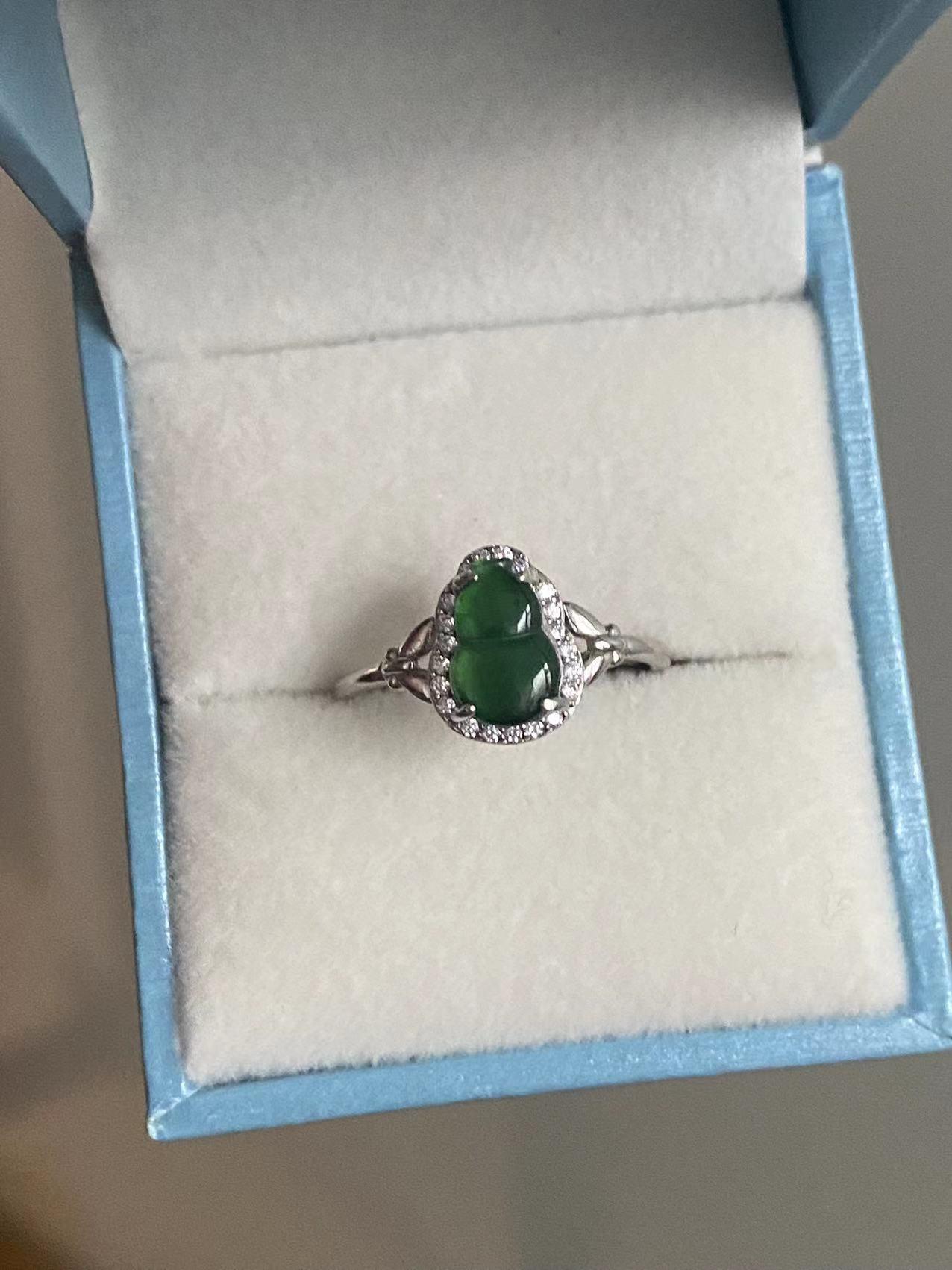 两分钟玩转戒指，不是行家也有必要知道的时尚和价值