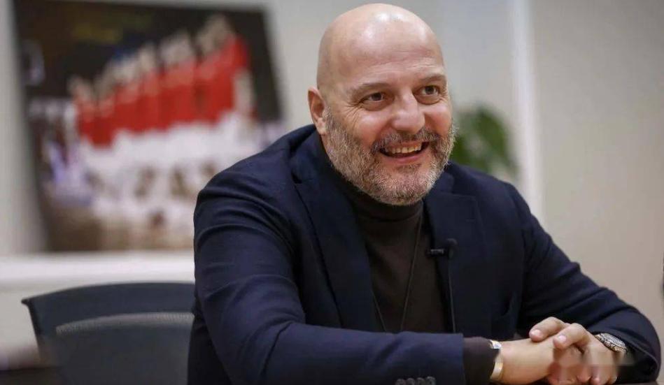 男篮名单备受关注，乔帅观看CBA比赛选人，张镇麟曾凡博表现好