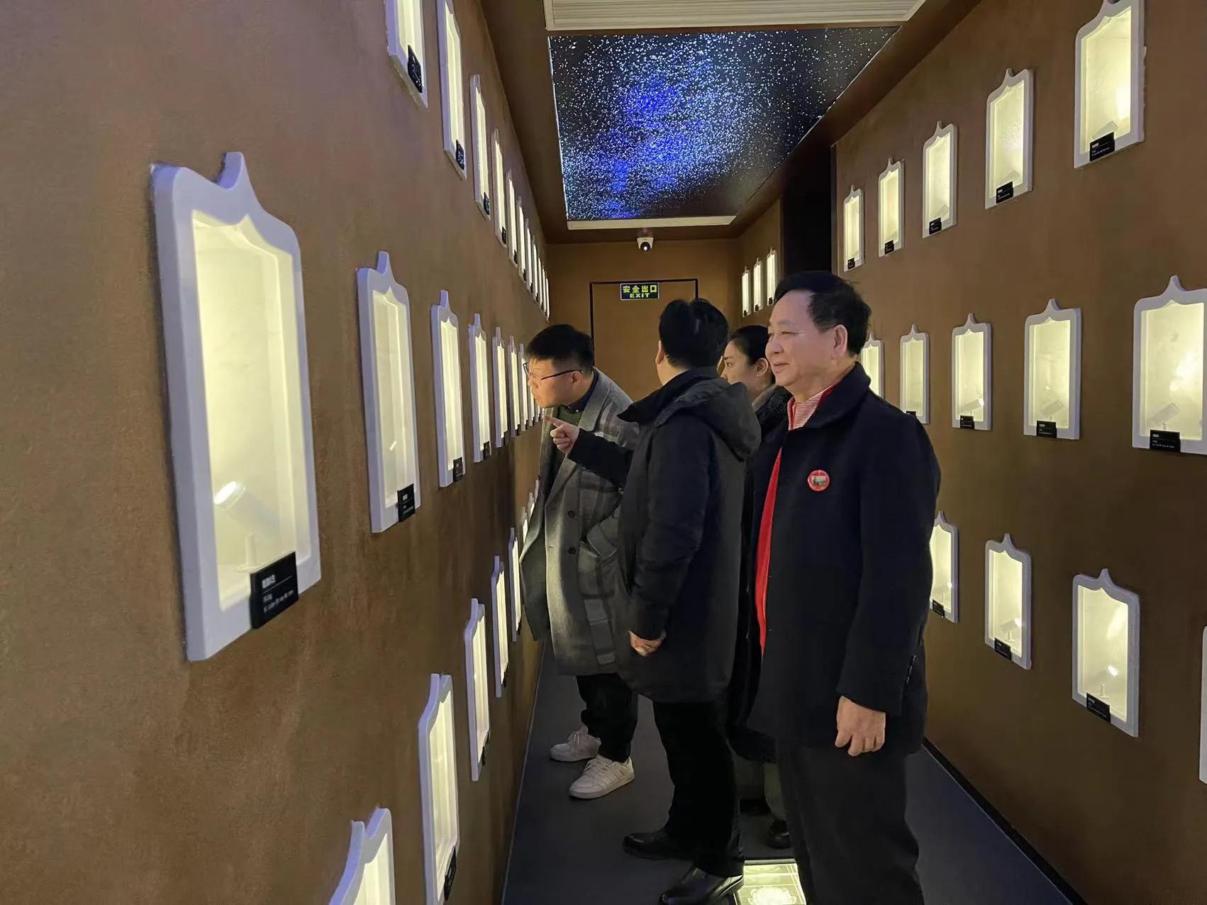 南京经典文物拍卖公司,南京经典拍卖公司电话