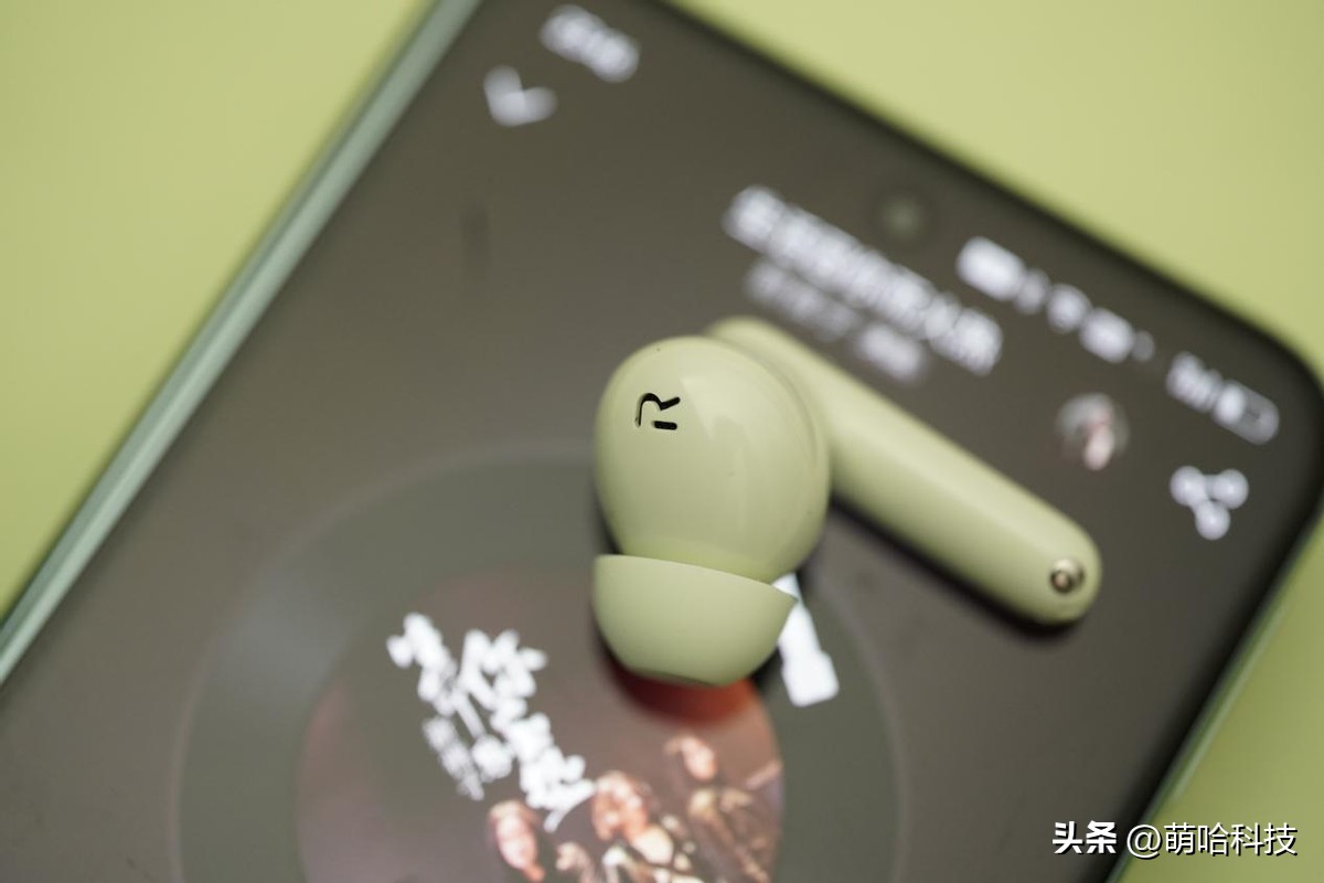 500元以内买音响还是耳机,2000元的蓝牙耳机和500有线耳机