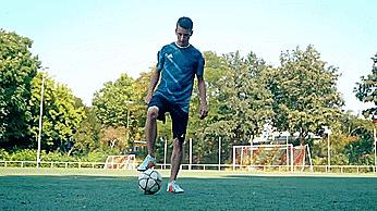 入门花式足球起球教程,花式足球贾尼尔起球教学