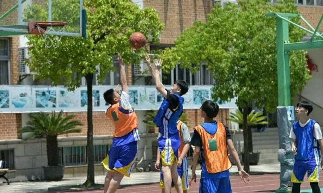 潜伏在校园里的“水娃子”有多悲惨看看您的孩子是不是其中一员