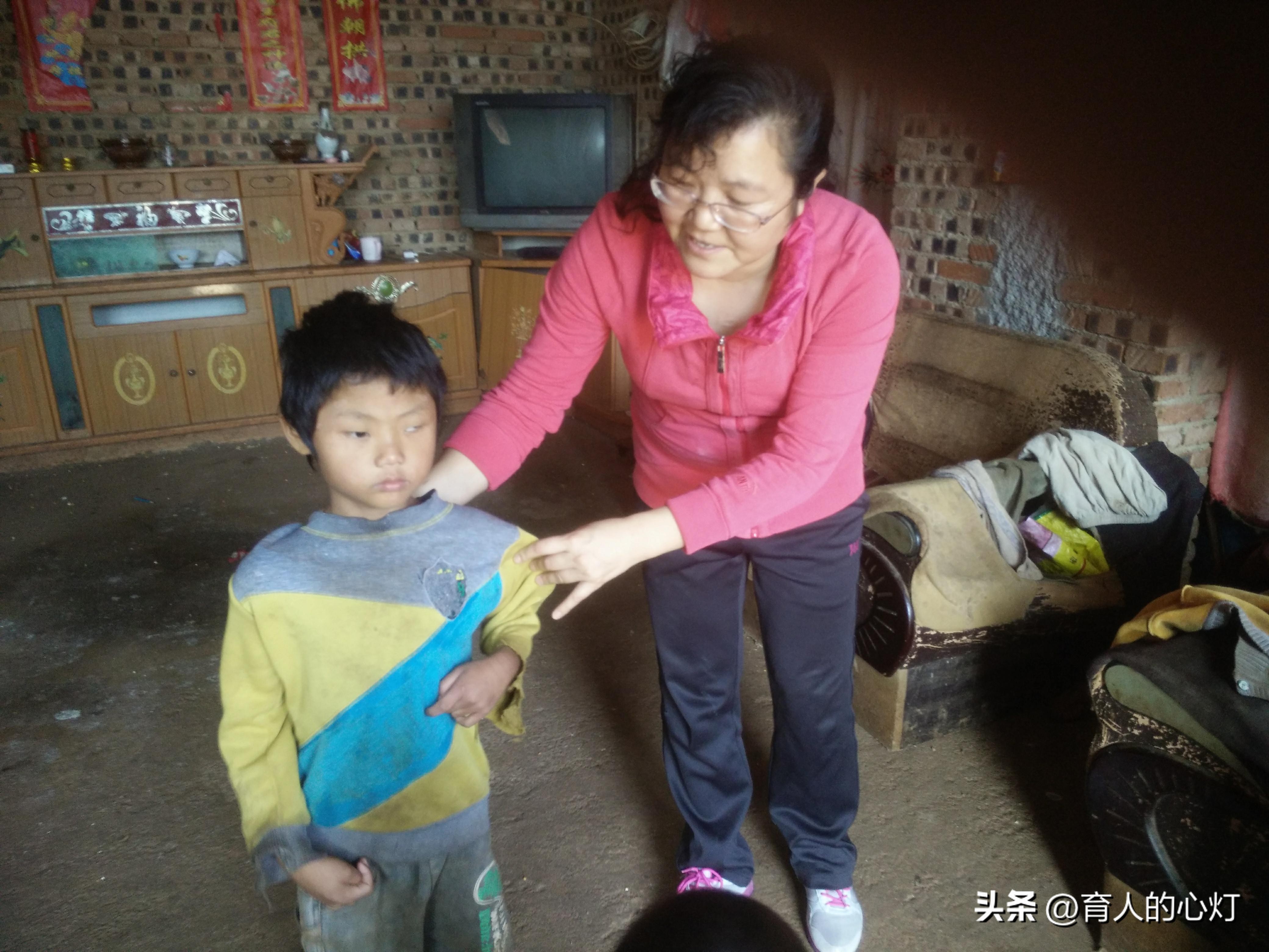 留守儿童心理教育的现状,留守儿童青少年心理健康疏导